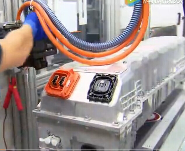 见过宝马i8的动力电池怎么制造出来的吗？